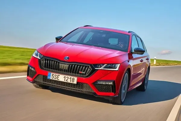 (Cars) - Experience The Road Like Never Before - pg电子成都站