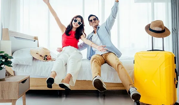 (Hotels) - Elevate Your Stay, Elevate Your Life - pg电子成都站