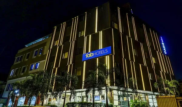 (Hotels) - Elevate Your Stay, Elevate Your Life - pg电子成都站